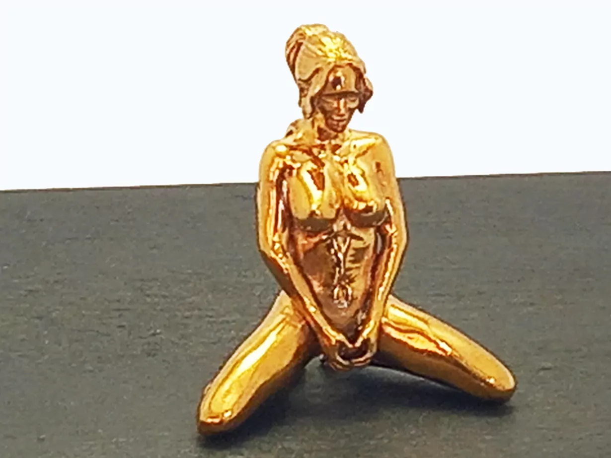 Erotic nude woman with heart shaped hands - Image 3