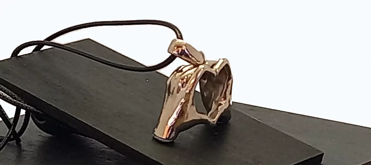 Valentines heart shaped hands, forever pendant - Image 5