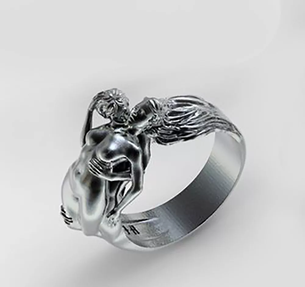 Nude couple kissing ring - Image 3