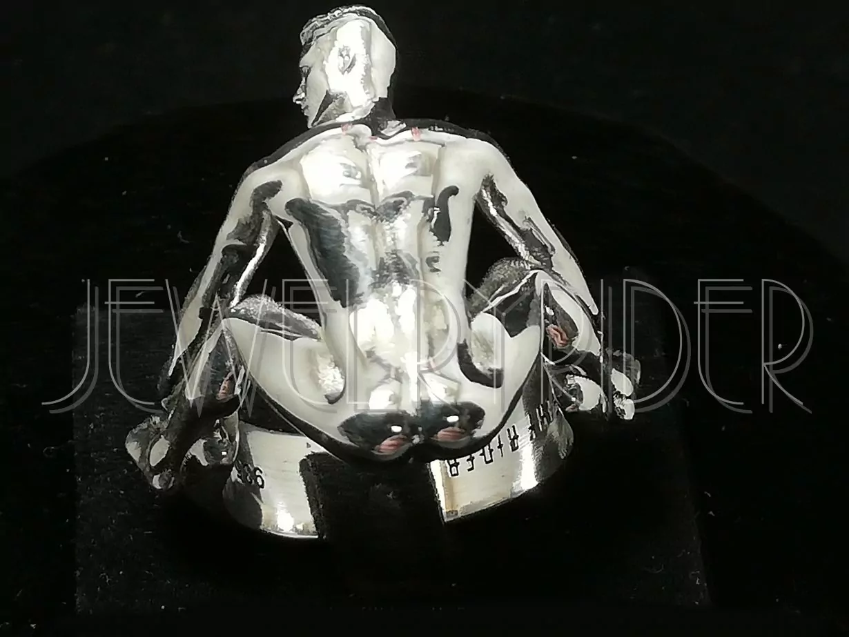 Humping Man Ring - Image 4