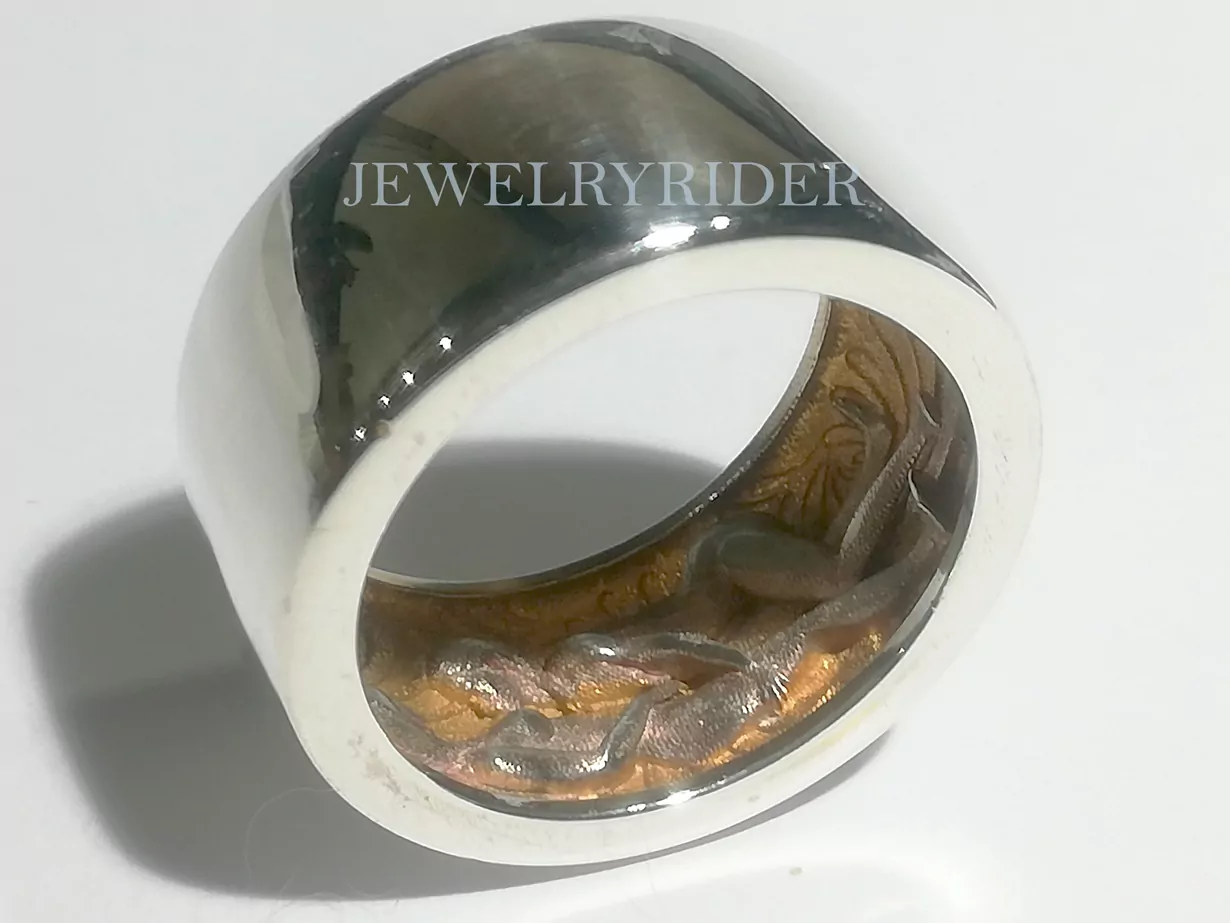 Hidden Dominant Lesbian Orgy Statement Band - Image 3