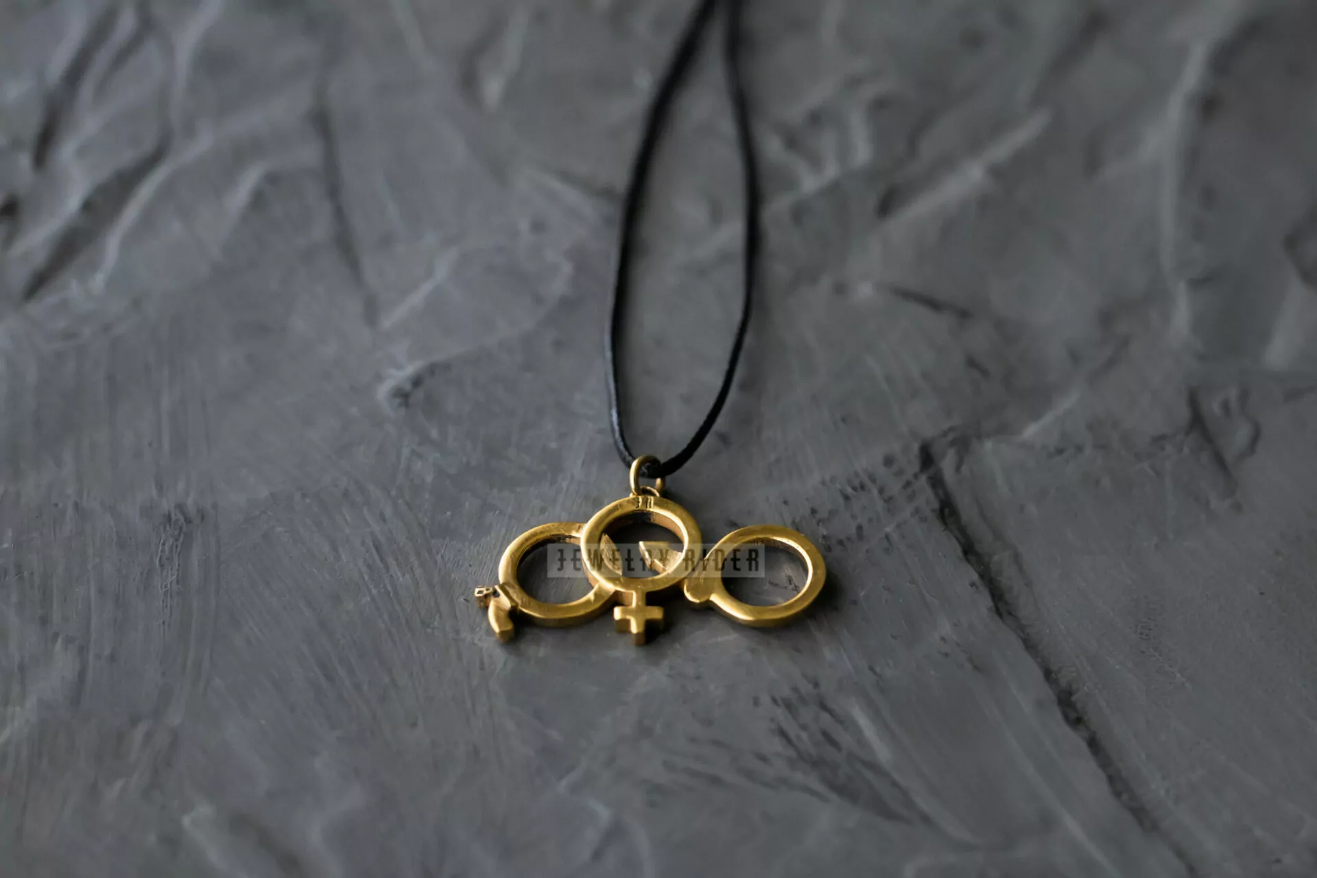 Mistress and cuckold symbolic pendants - Image 4