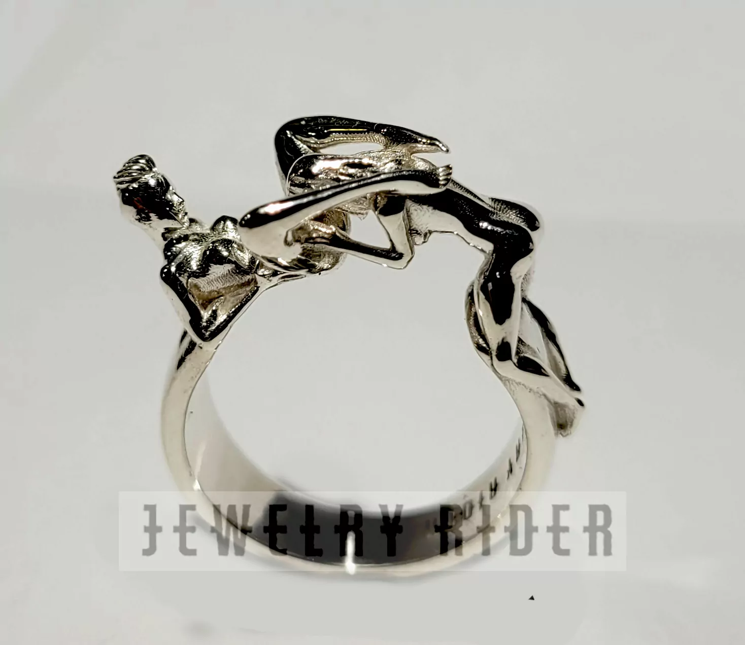 Lesbian oral Pose Ring - Image 3