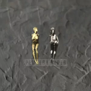 Woman in an extremely seductive pose pendant